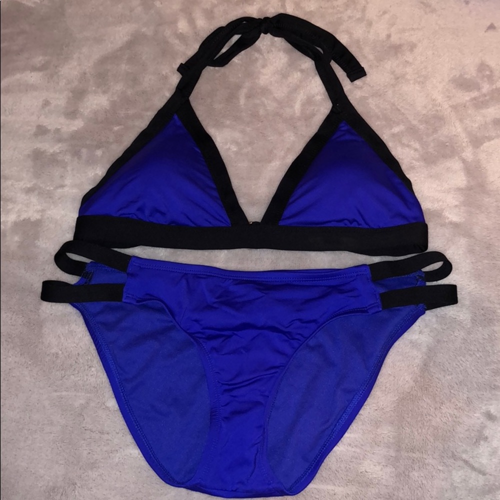 royal blue and black bikini